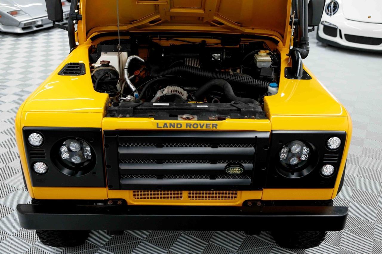 Used 1997 Land Rover Defender 90 AWD/4WD image 26