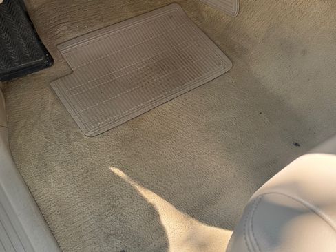 Used 2006 Lexus LX 470 4WD image 12