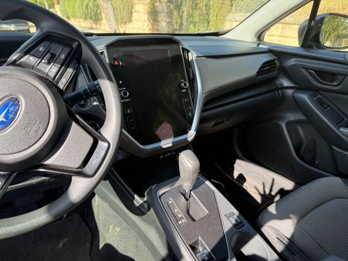Used 2024 Subaru Crosstrek 2.0i Premium AWD/4WD image 8