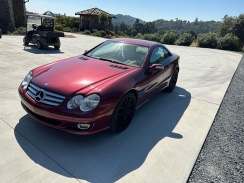Used 2008 Mercedes-Benz SL 550 image 1