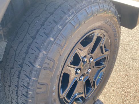 Used 2017 Jeep Wrangler Unlimited Sport image 26