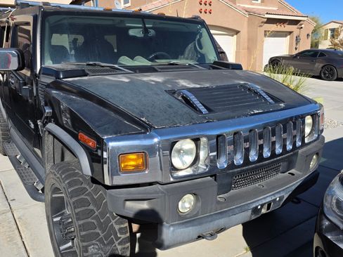 Used 2003 HUMMER H2 w/ Preferred Equipment Group image 4