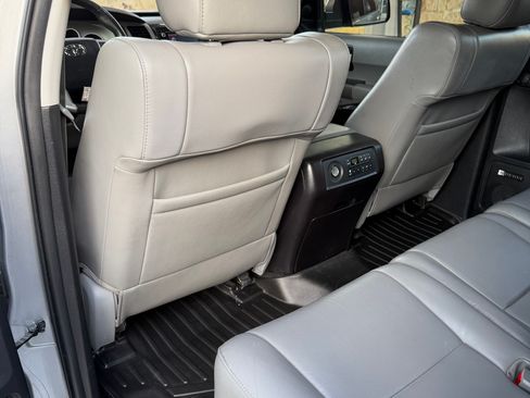 Used 2016 Toyota Sequoia Limited w/ Safety & Convenience Package RWD image 18