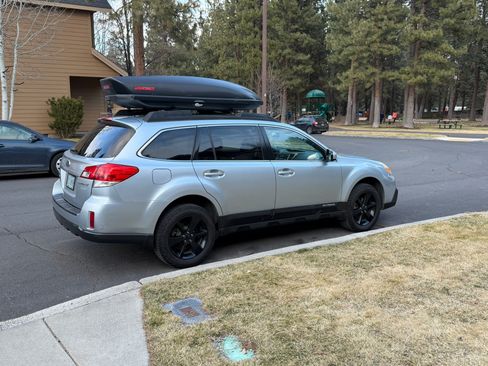Used 2013 Subaru Outback 2.5i Premium w/ Popular Pkg 1B image 6