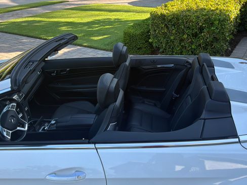 Used 2015 Mercedes-Benz E 550 Cabriolet image 16