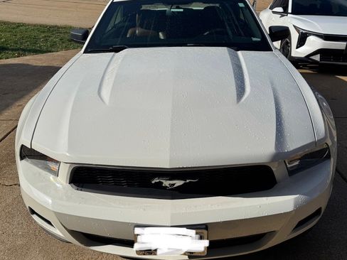 Used 2010 Ford Mustang Premium image 1