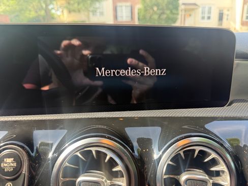 Used 2019 Mercedes-Benz A 220 4MATIC image 9