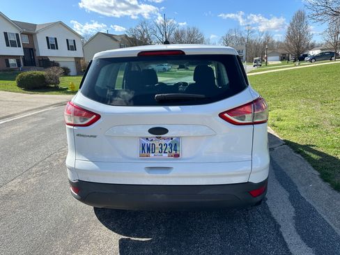 Used 2014 Ford Escape S image 8