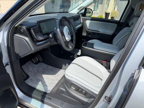 Used 2023 Rivian R1S Adventure Quad AWD/4WD image 8