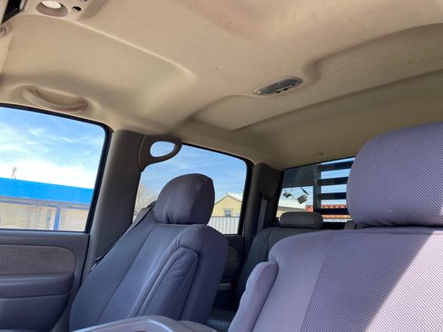 Used 2003 Chevrolet Silverado 3500 LS image 32