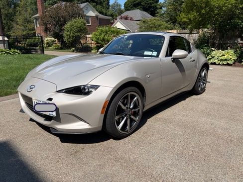 Used 2022 MAZDA MX-5 Miata RF Grand Touring w/ Weather Package RWD image 4