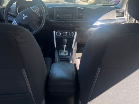 Used 2016 Mitsubishi Lancer ES image 4