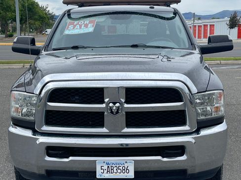 Used 2017 RAM 2500 Tradesman w/ Chrome Appearance Group AWD/4WD image 8