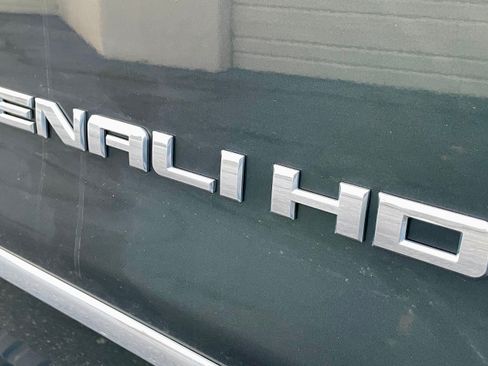 Used 2017 GMC Sierra 2500 Denali w/ Duramax Plus Package image 14