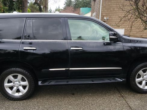 Used 2013 Lexus GX 460 image 4