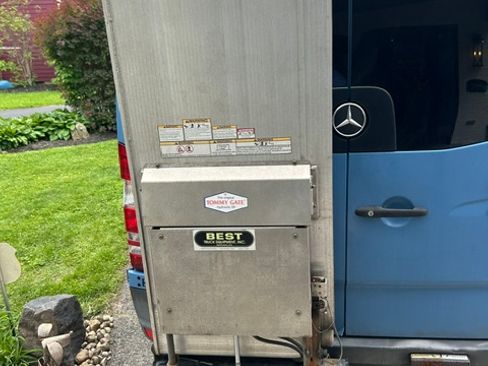 Used 2013 Mercedes-Benz Sprinter 2500 image 5
