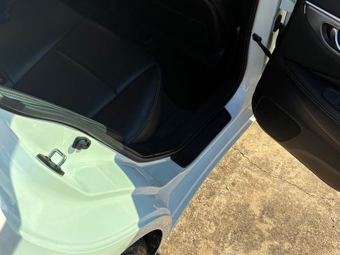 Used 2019 INFINITI Q50 Signature Edition image 11