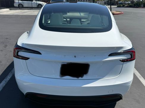 Used 2024 Tesla Model 3 Long Range RWD image 8