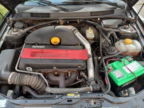 Used 1998 Saab 900 S FWD image 4