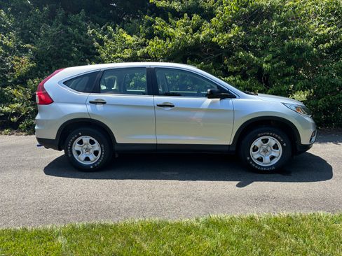 Used 2016 Honda CR-V LX image 1