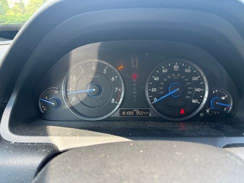 Used 2011 Honda Crosstour EX image 9