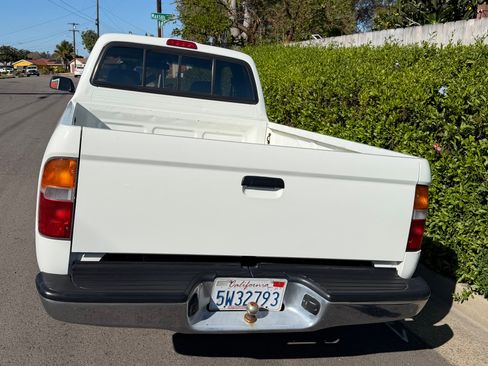 Used 1998 Toyota Tacoma 2WD Xtracab image 4