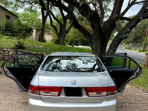 Used 2004 Honda Accord EX image 5