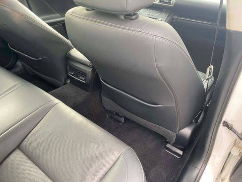 Used 2015 Lexus IS 250 image 4