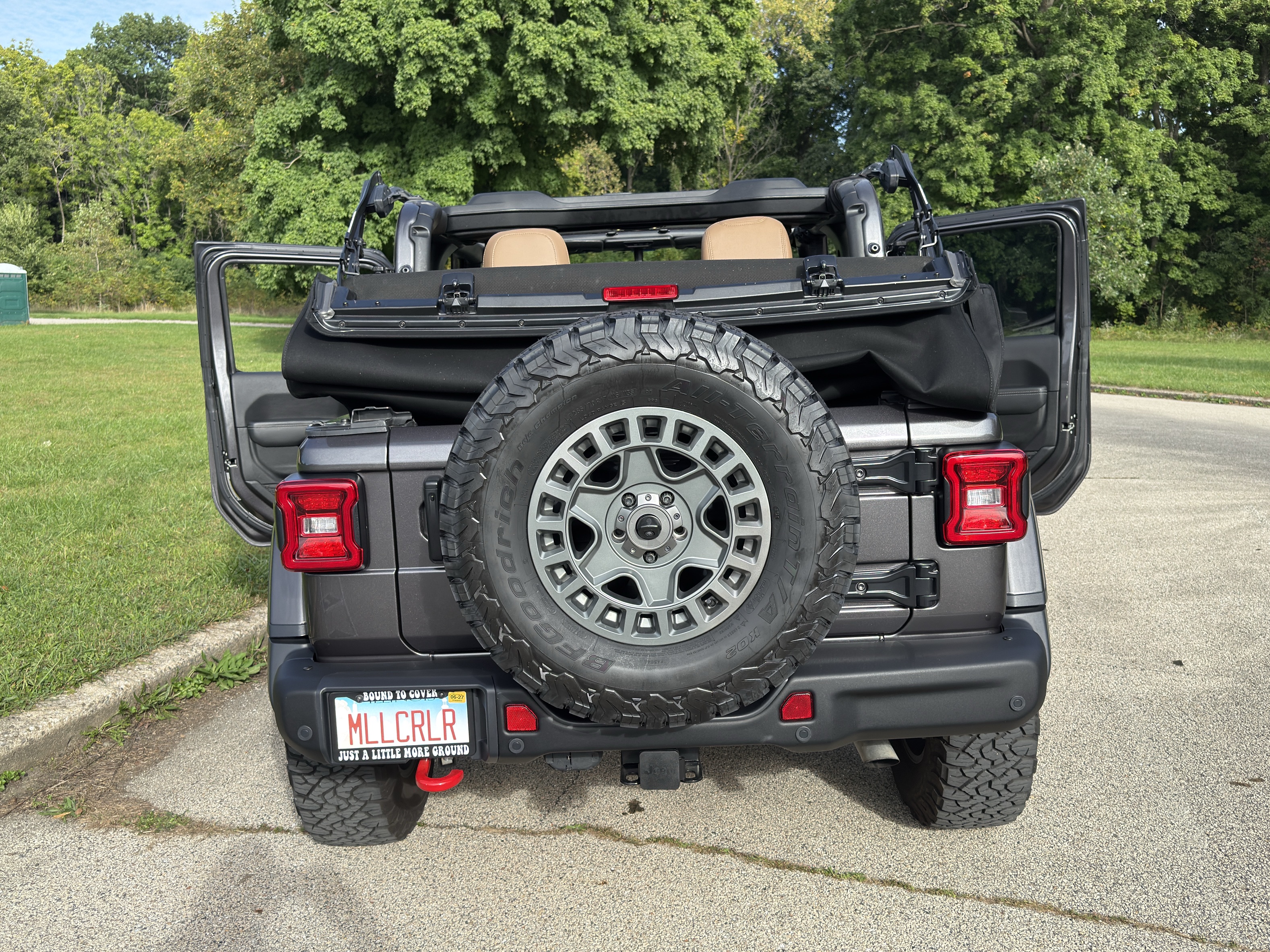 Used 2022 Jeep Wrangler Rubicon w/ Steel Bumper Group AWD/4WD image 8