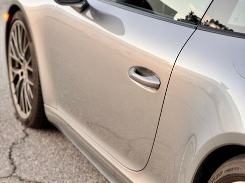 Used 2017 Porsche 911 Carrera 4S image 13