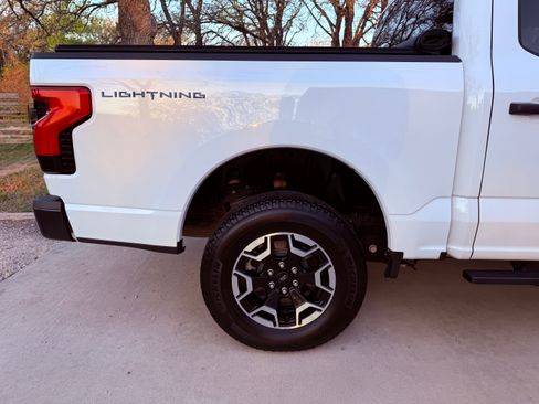 Used 2022 Ford F150 Lightning Pro w/ Tow Technology Package image 12