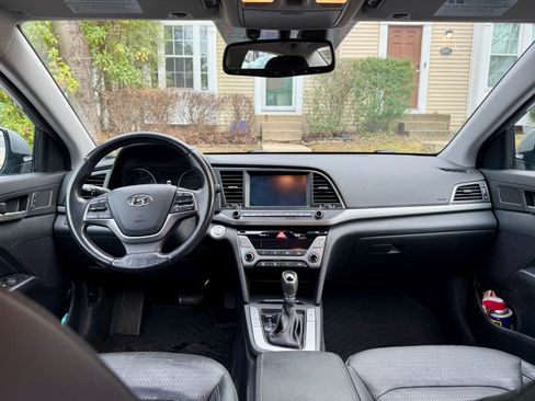 Used 2017 Hyundai Elantra Limited w/ Limited Ultimate Package 09 image 6