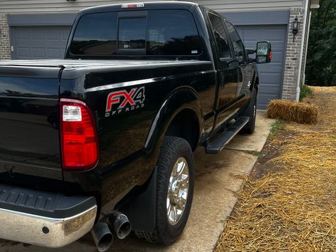 Used 2016 Ford F350 Lariat w/ Lariat Ultimate Package AWD/4WD image 4