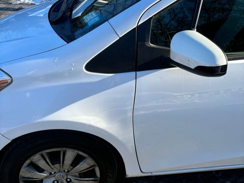 Used 2014 Toyota Yaris LE FWD image 11