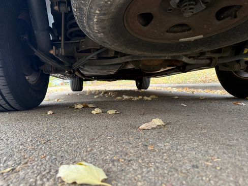 Used 2004 GMC Yukon XL SLT w/ Preferred Equipment Group image 17