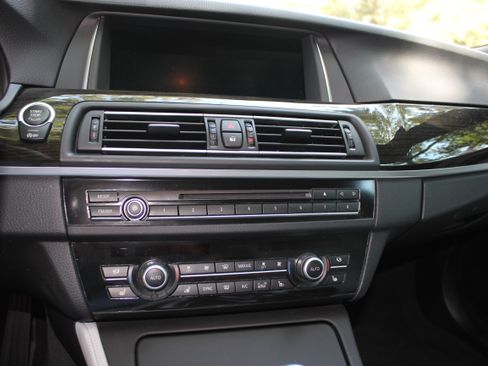 Used 2014 BMW M5 image 20