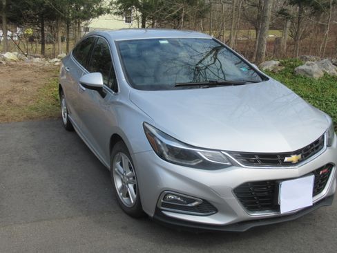 Used 2017 Chevrolet Cruze Premier w/ RS Package image 1