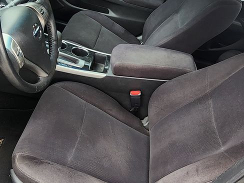 Used 2013 Nissan Altima 2.5 SV image 10