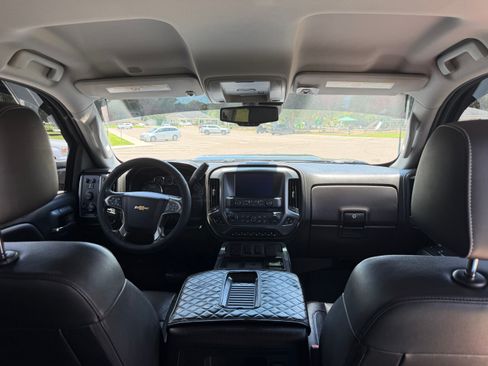 Used 2017 Chevrolet Silverado 2500 LTZ w/ Duramax Plus Package AWD/4WD image 26