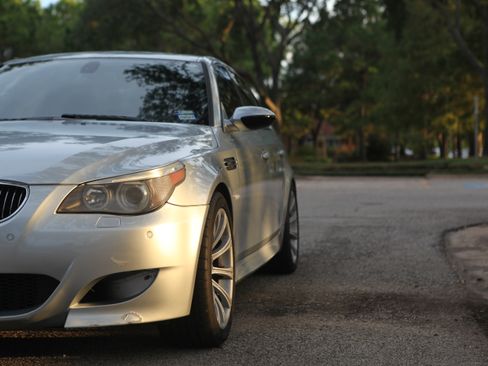 Used 2007 BMW M5 RWD image 16