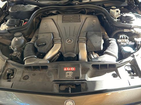 Used 2012 Mercedes-Benz CLS 550 4MATIC image 19