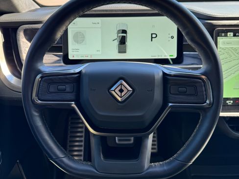 Used 2022 Rivian R1T Launch Edition image 10