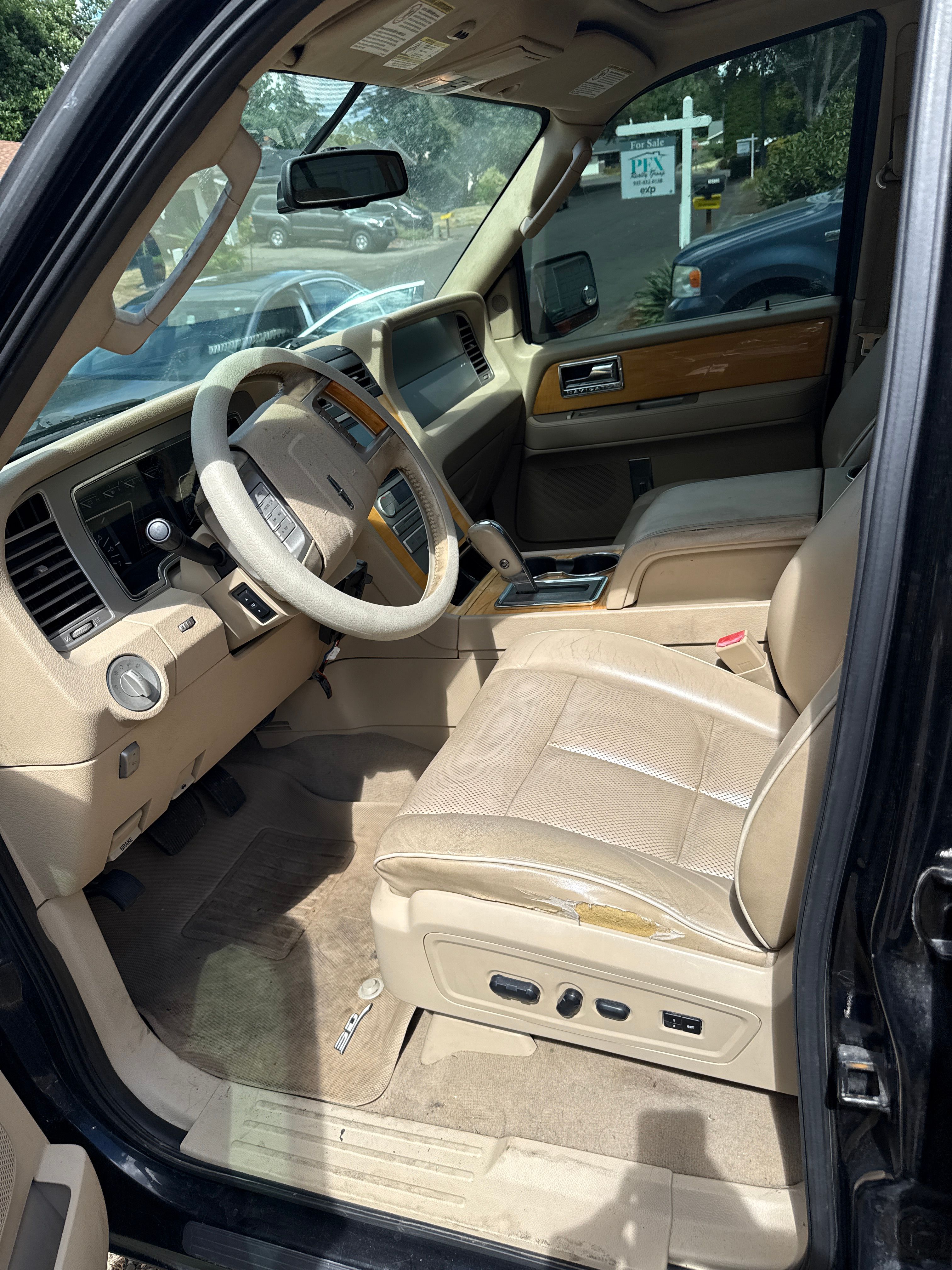 Used 2007 Lincoln Navigator 4WD image 12