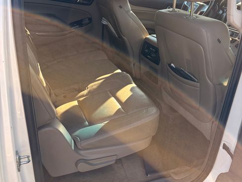 Used 2015 GMC Yukon XL SLT w/ Open Road Package image 16