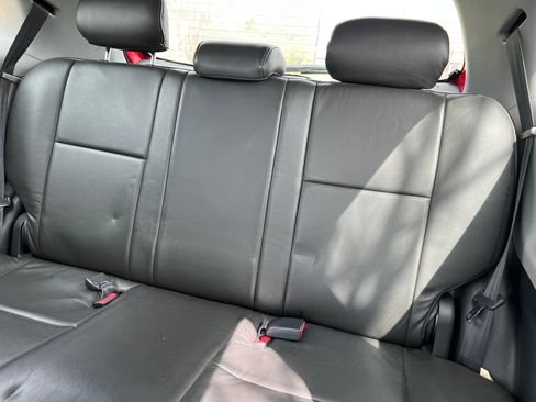 Used 2007 Toyota Yaris 2-Door Hatchback image 10