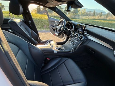 Used 2017 Mercedes-Benz C 300 4MATIC Sedan image 16
