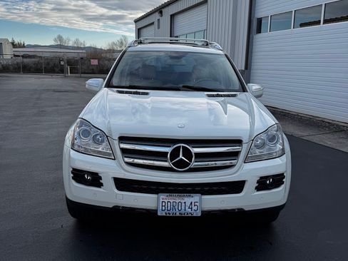 Used 2009 Mercedes-Benz GL 450 4MATIC image 2