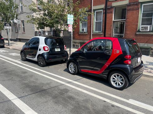 Used 2016 smart fortwo electric drive image 2