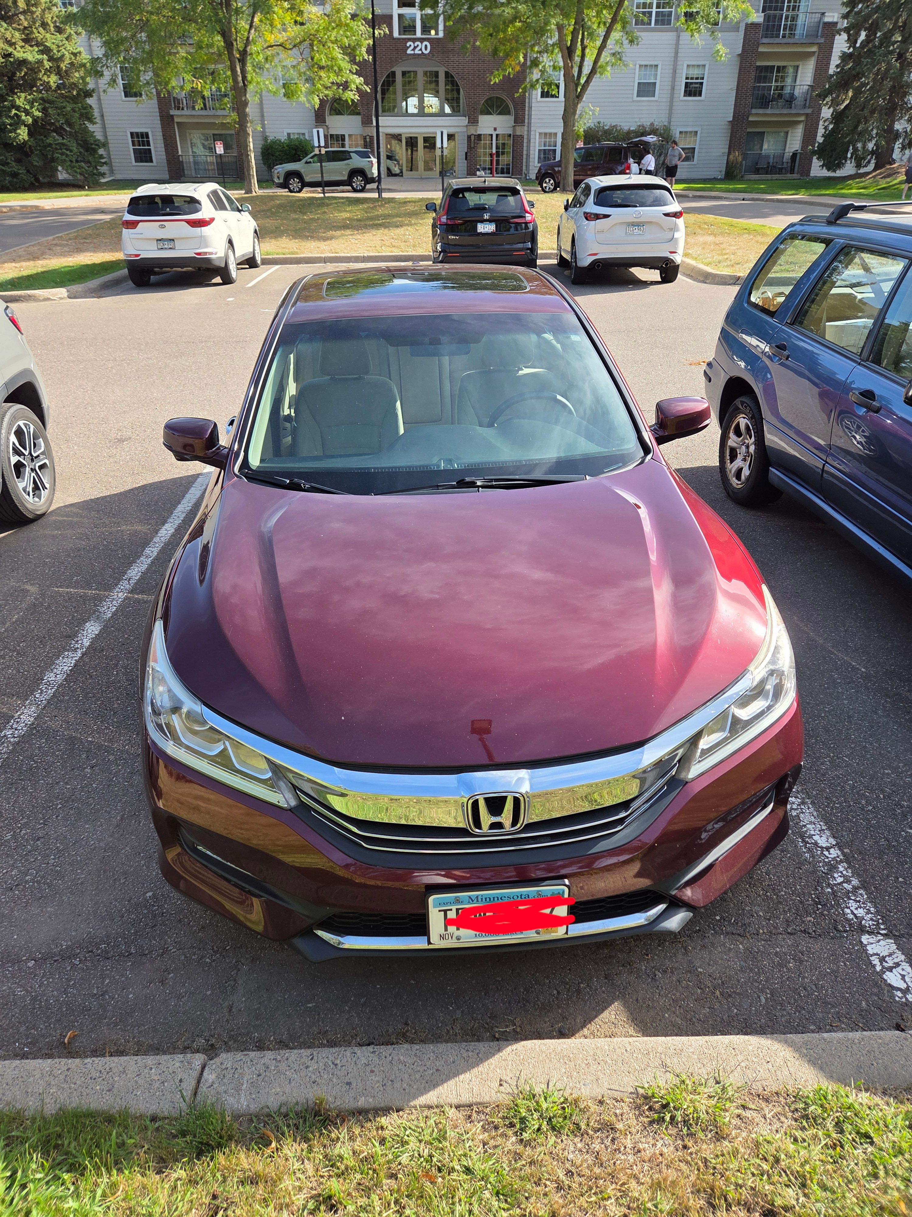 Used 2017 Honda Accord EX image 10