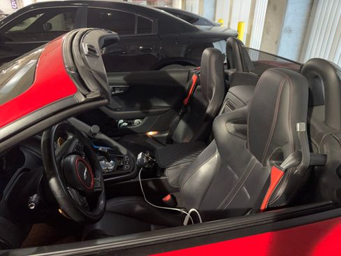 Used 2014 Jaguar F-TYPE S image 4